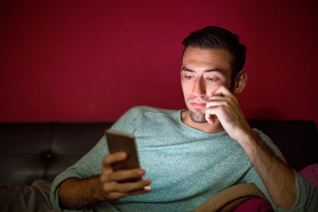 Best Multispeciality Hospital in North Kolkata, Smartphone Anxiety